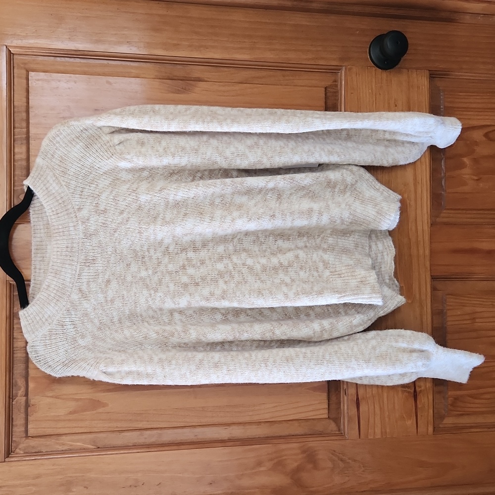 Time and Tru Sweater